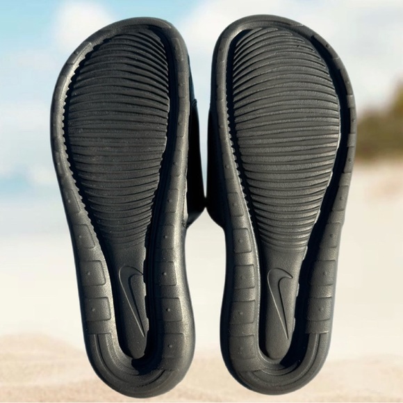 Nike Black Slide Sandals - Picture 5 of 7